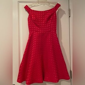 NWT Never worn Moulinette Soeurs red dress! Size 2. Fully lined; amazing fabric